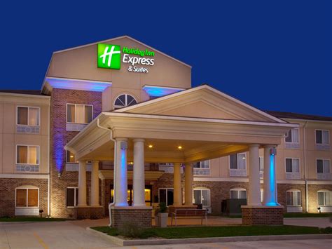 Holiday inn express suites jacksonville Our Express Start Breakfast includes all the best offerings including egg white omelets, made to order pancakes & our breakfast secret weapon, cinnamon rolls